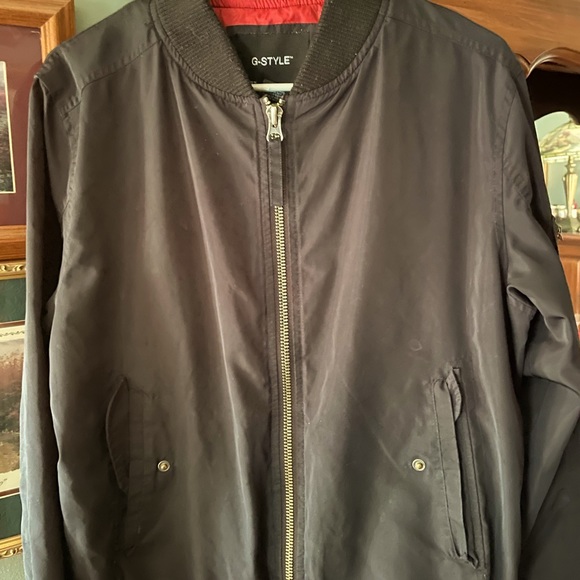 G-Style black bomber jacket…no damage at all..in great shape - Picture 4 of 6